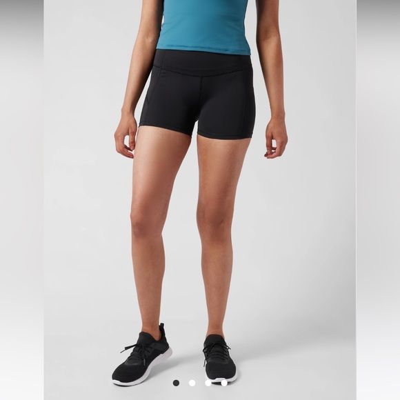 💙 Athleta Ultimate Run Shortie Bike Shorts - Black, Size M - Picture 4 of 9